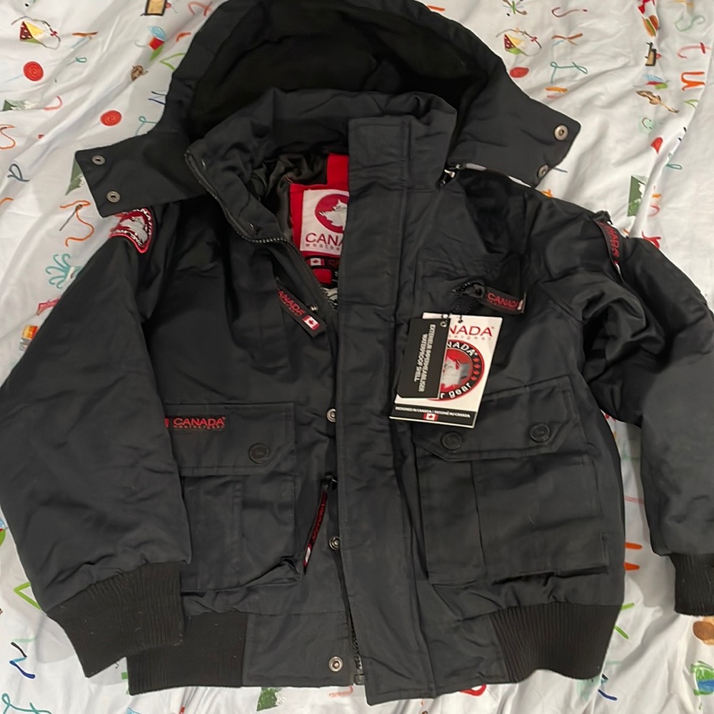 Canada weather gear bomber puff jacket small boys NWT